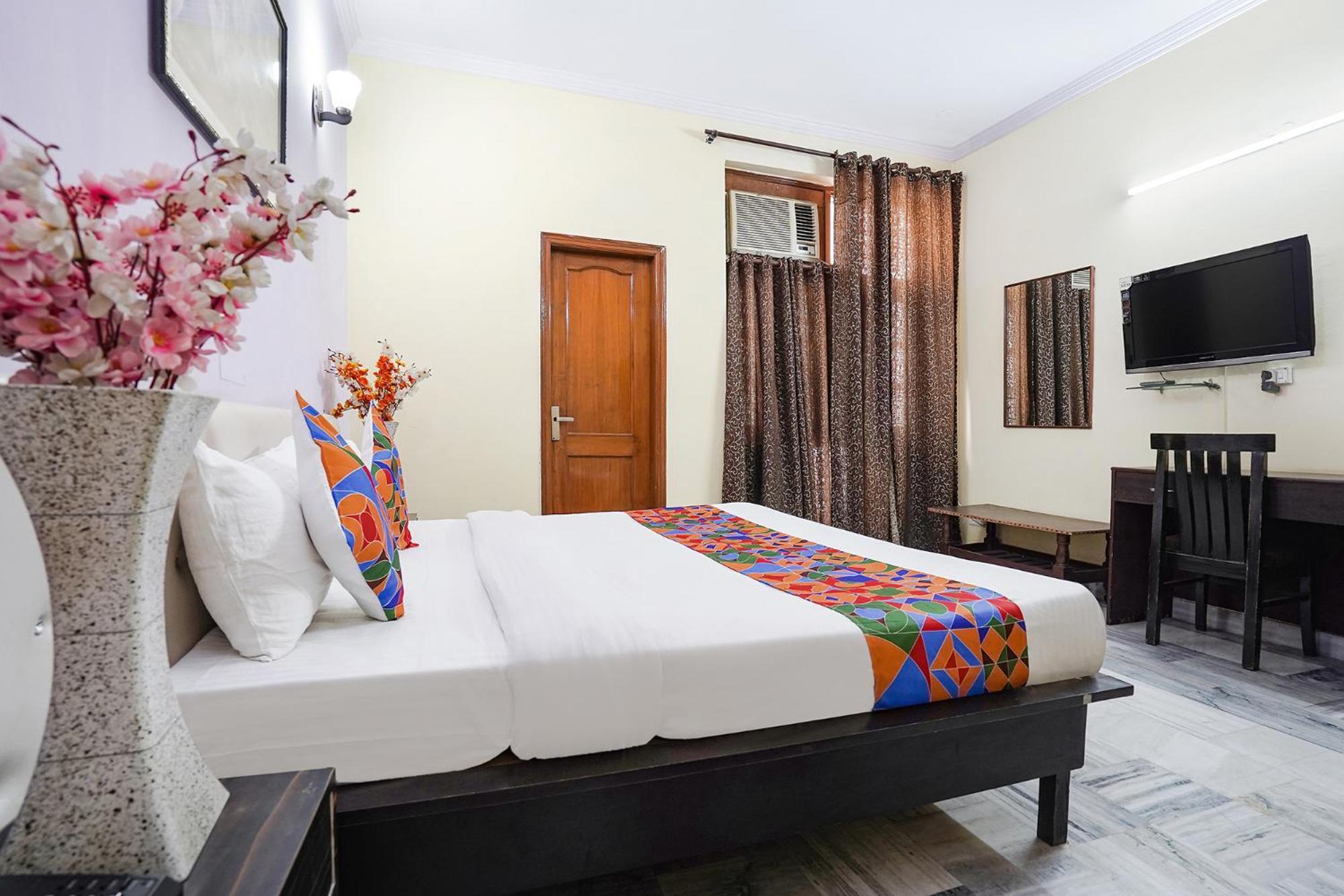 Fabexpress Ivy Inn Sector 35 Noida Bagian luar foto